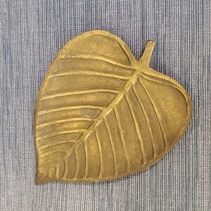 Metal Leaf Candle Holder / Tray